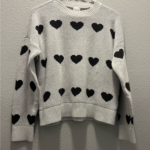 abercrombie kids Sweaters - Abercrombie & Fitch Patterned Black and White Sweater Kids Size‎ 15/16 Fall